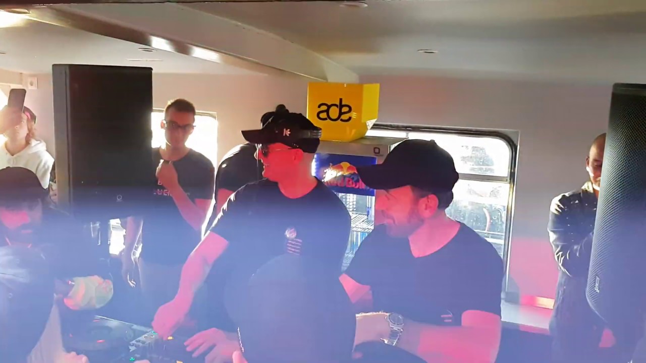 Kryder Playing Aciiid by Moguai (Live @God Save The Groove - ADE 2018)