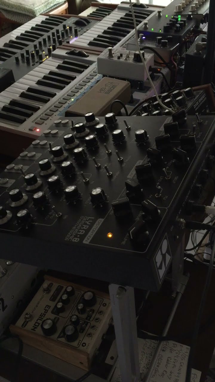 Robot Rat (clip/ Lyra8 - Ritm2 - Dominion1 #electronicmusic #music