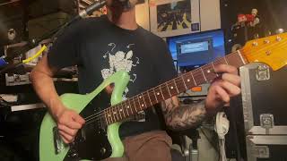 Lektron - Shes A War Solo