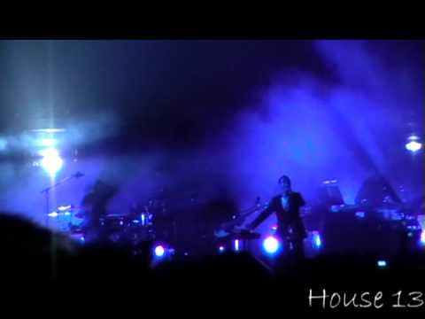 Massive Attack - Flat of the Blade (Bulletproof Love) & Heartcliff
