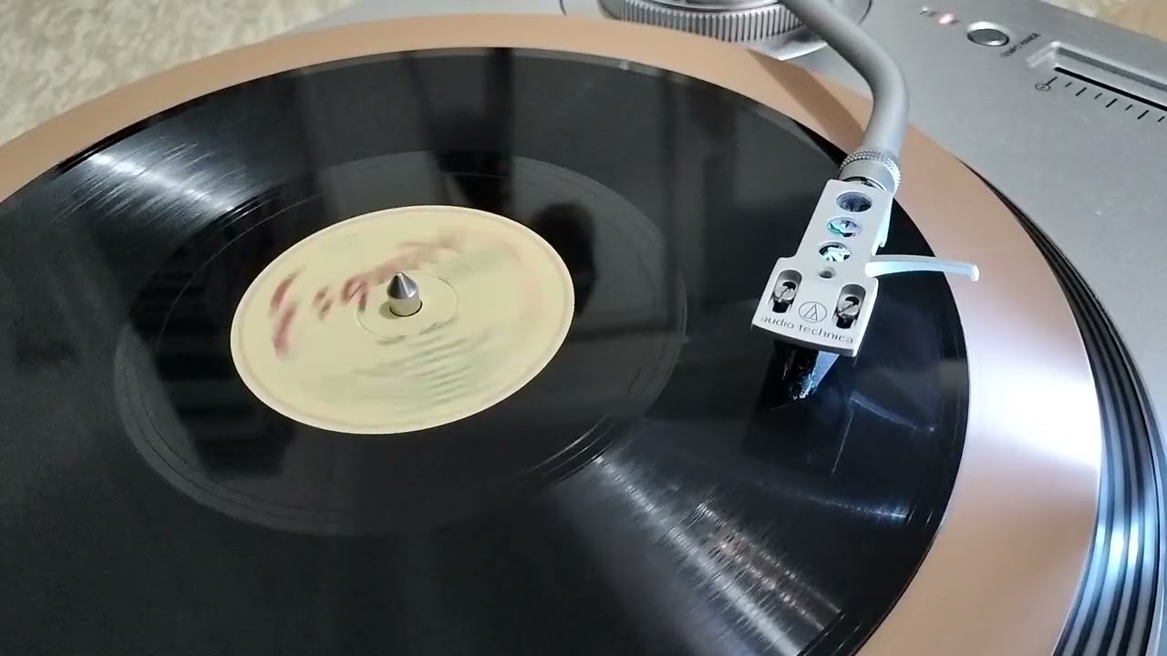 Red Light... Glenn Miller's Up-Town Hall Gang led by Mel Powell