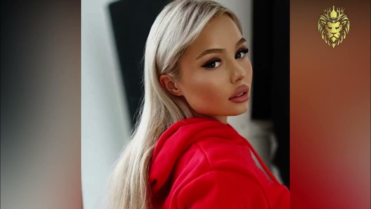 Kristina Musatova Age, Height, Curvy & Plus Size Fashion Model Facts