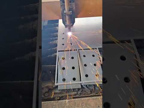 Plasma CNC realizando un proceso de corte