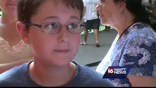Crowd gathers for eclipse watching party