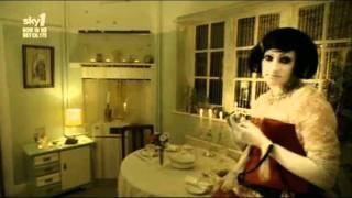 I Could Be There For You Statuesque