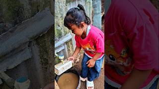 marisa ambil air buat minum bebek #trendingshorts