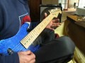 Photogenic ミニエレキギターを弾いて見たぜ！