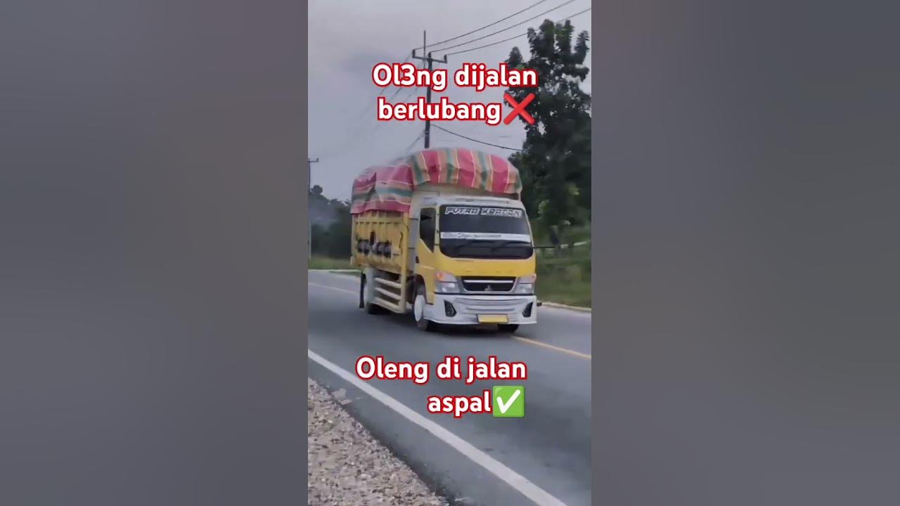truck sawit oleng di jalan aspal #automobile #shortsvideo #truckoleng #fypシ゚viral #storywa #driver