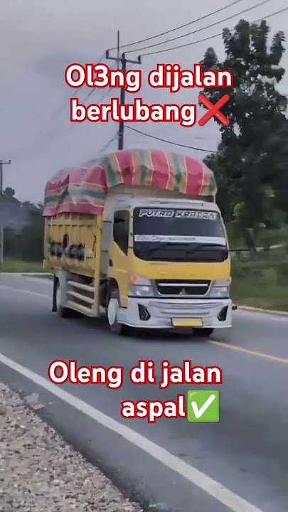 truck sawit oleng di jalan aspal #automobile #shortsvideo #truckoleng #fypシ゚viral #storywa #driver