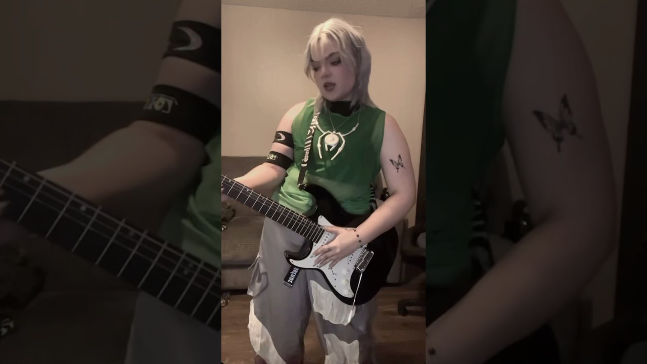 Blink Gone Till💚 #alienstage #cosplay #alnst #vivinos