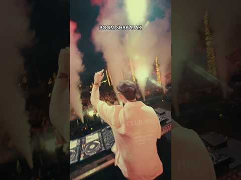 bassline pumping, gyaldem jumping, everybody’s looking for something 💥