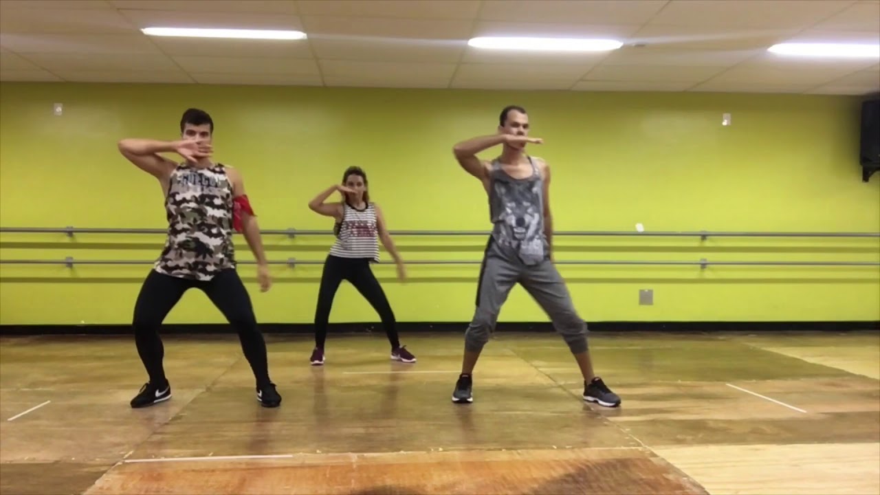 Hasta la Vista - Âmbar Escola de Dança