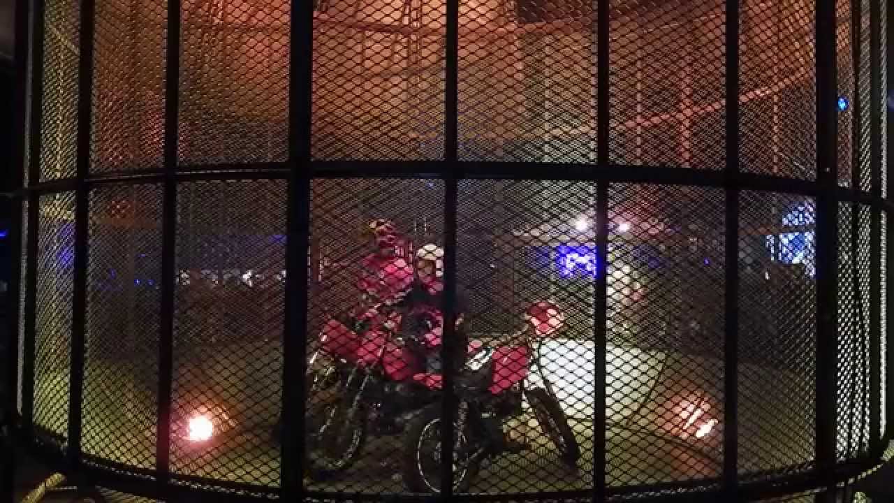 Infernal Varanne's "Invisible Wall of Death" Fuji Rock Festival '13 The Palace of Wonder