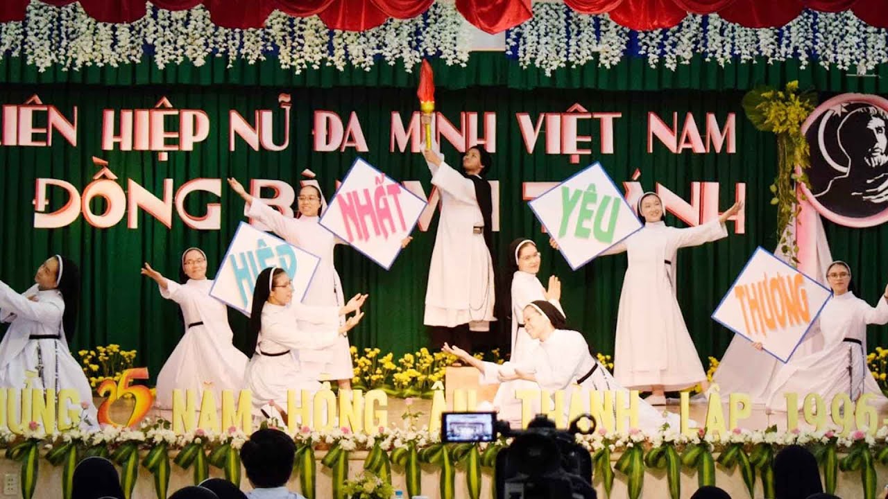 Diễn nguyện: ĐƯỜNG CON THEO CHÚA - Học viện Dòng Đa... - youtube
