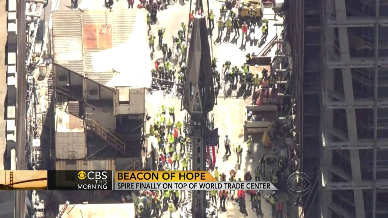 Spire finally atop World Trade Center