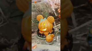 Halloween Miniatures in Frankenmuth - 'Slow TV Snacks' #Spooky #Disney