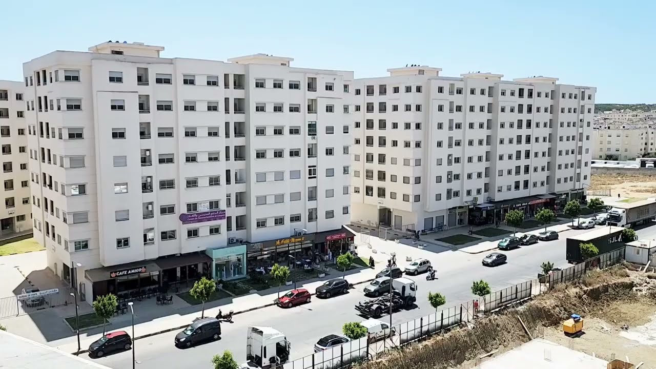 شقة للبيع بثلاثة البيوت 77 متر كزناية الثمن 52 مليون