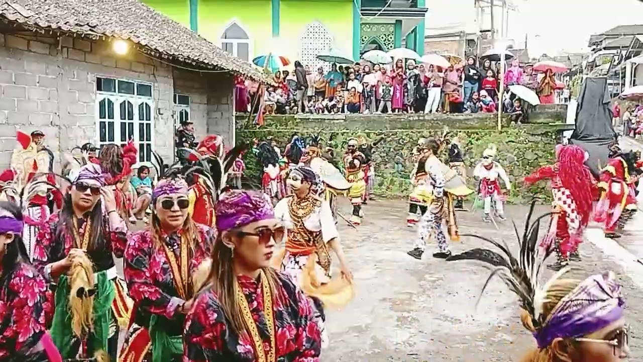 Tasyakuran pipanisani...! Didukung oleh Bapak Drs.H.Soenarno.MM.! campur bawur Suryo Budoyo Gintung 