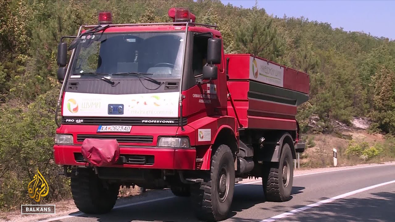 الحكومة المقدونية تنشر الجيش والشرطة لمكافحة الحريق