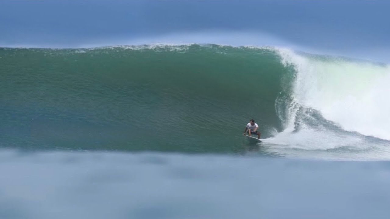 Astonishing Surf in El Salvador | Punta Roca Best Waves 4K
