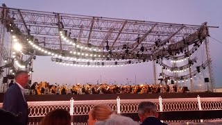 Всероссийский юношеский симфонический оркестр исполняет 7-ю симфонию Шостаковича