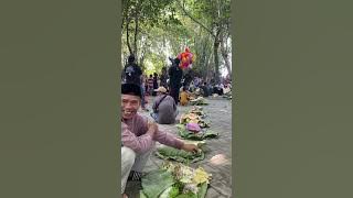 SEDEKAH BUMI DI MAKAM DESA MOJOMALANG PARENGAN TUBAN