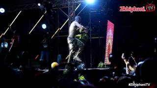 Riky Rick fans endure rain to see him perform