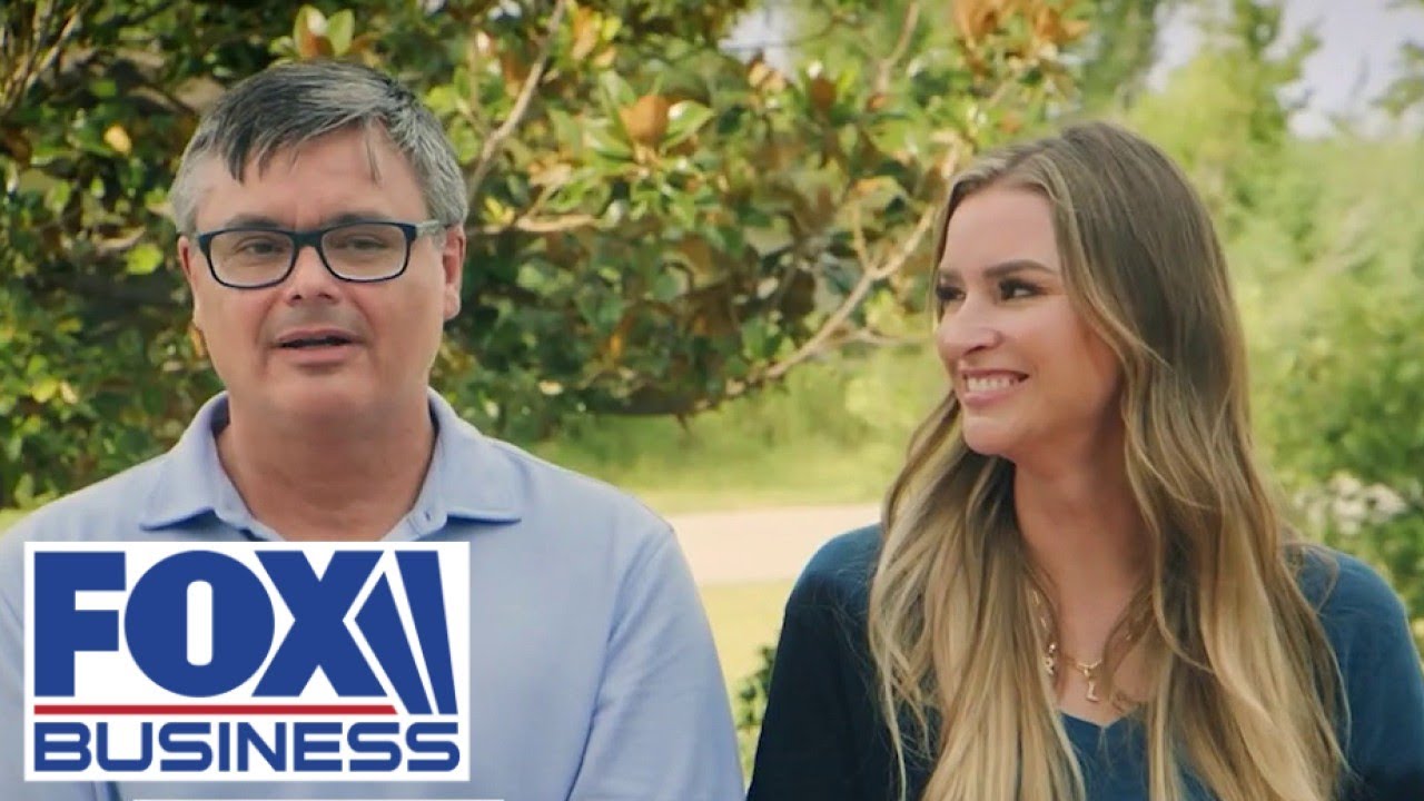 Bryan and Tiffiny explore Florida homes with stunning views