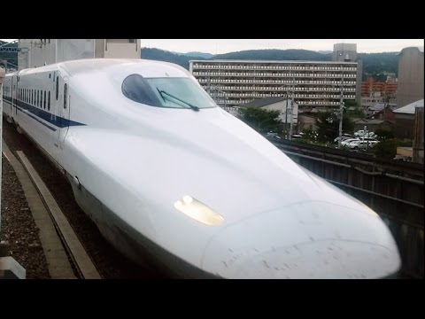 次々と来る新幹線を6倍速!! 京都駅。 Busy Bullet train station. x6 speed.Shinkansen, Kyoto/Japan