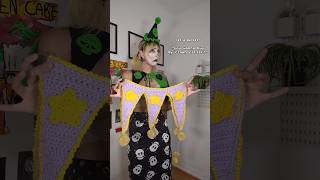 being a crocheter at a market be like 😭💀 #crochetpatterns #clown #halloweencrafts #crochet #jester
