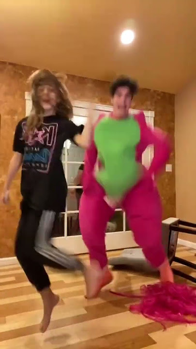 BARNEY REMIX DANCE! 🤣