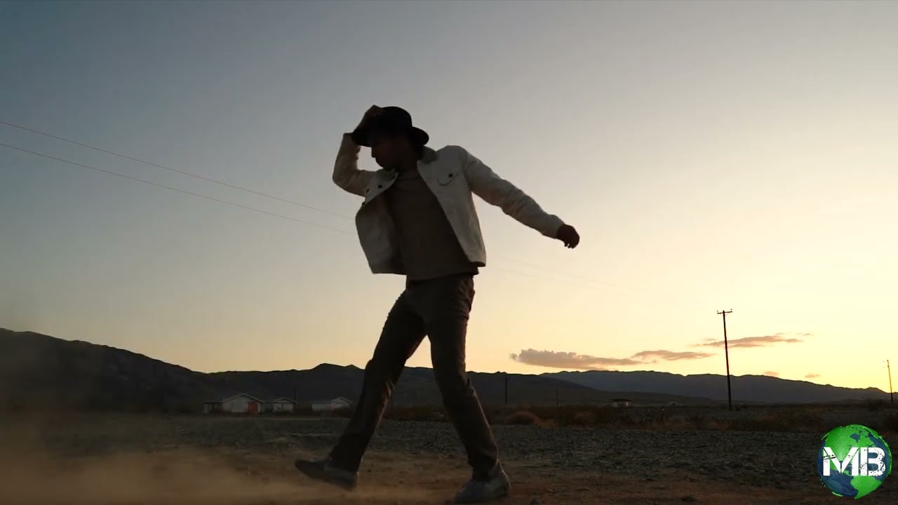 Queen - Another One Bites The Dust 1980 [Remix]