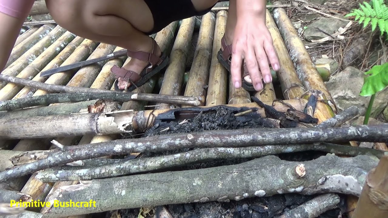 Solo Bushcraft OFF GIRD LIVING — Camping Plumbing To Make A Shower Outdoor Bathtub — Cooking Fish