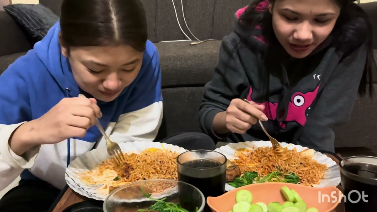‘’ Bestie + 3x spicy noodles = instant regret😭🍜’’|| Noodles Mukbang