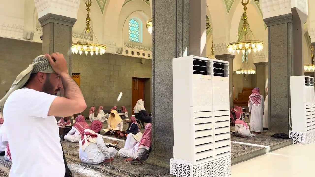 حلقات الدورة الصيفية في مسجد قباء وإطلالات على مرافق المسجد وساحاته يوم السبت 24 محرم 1447 هجرية