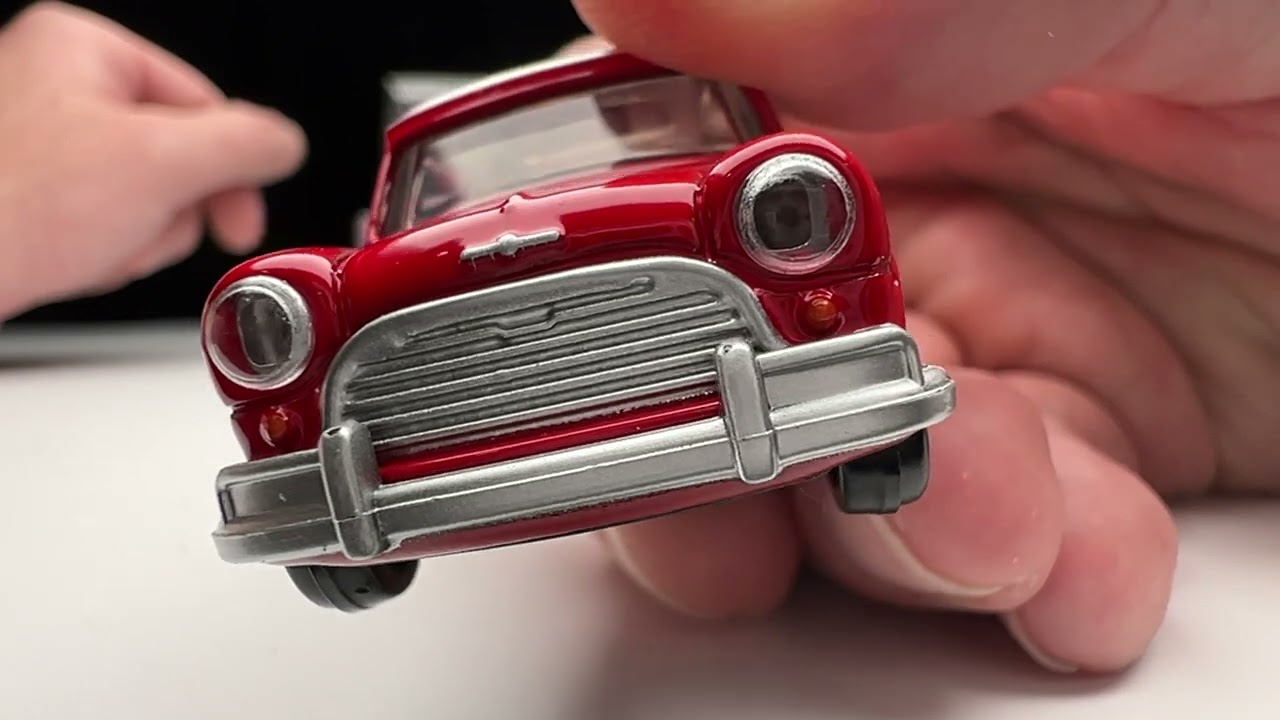 Tomica Premium Showcase: Ferrari, NSX, Mini & More in Detailed Diecast