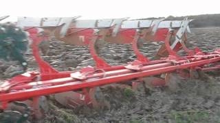 Pflügen mit Fendt Vario 936 und Vogel und Noot 6-Schar-Pflug