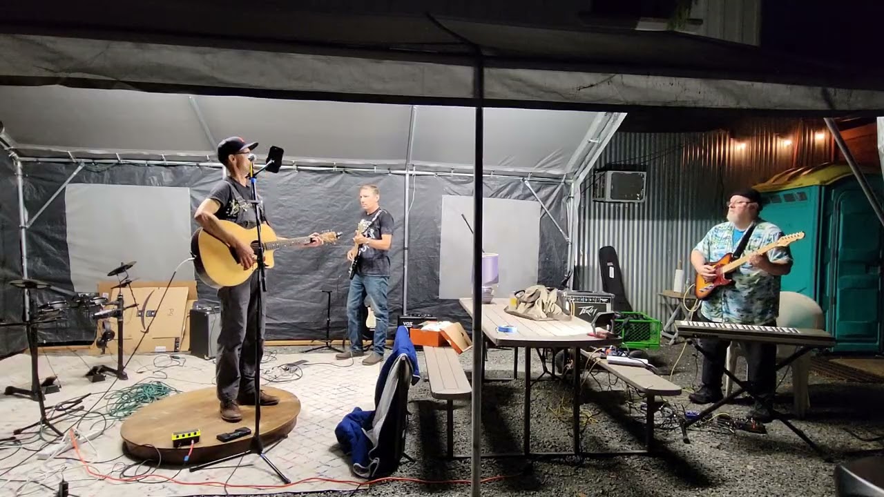 Cacidy McMullin - David Larew - Erich Feral Brewery 09.05.25