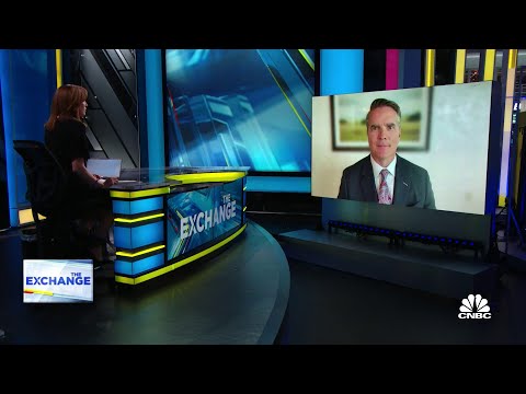 Investors should take profits in stocks and assess risks to market: Summit Global's David Harden Episode cover
