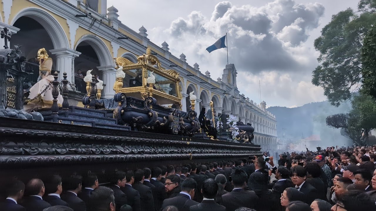 PALACIO | El Duelo de la Patria | Señor Sepultado Escuela de Cristo | 76 Aniversario | Antigua 2025