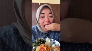 Mukbang Ayam Songkem Khas Madura シ