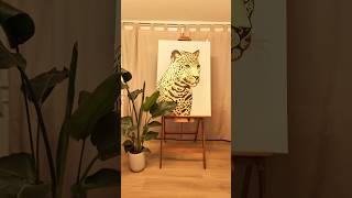 How do you like the effect of glowing eyes under ultraviolet light? #artist #arts