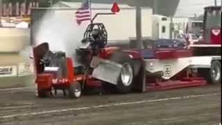 Allis Challenger Pulling Tractor engine explosion