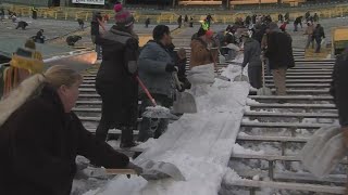 Packers asking for shovelers to help clear snow