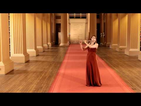 Katherine Bryan video - Liebermann Flute Concerto 2nd mvt.