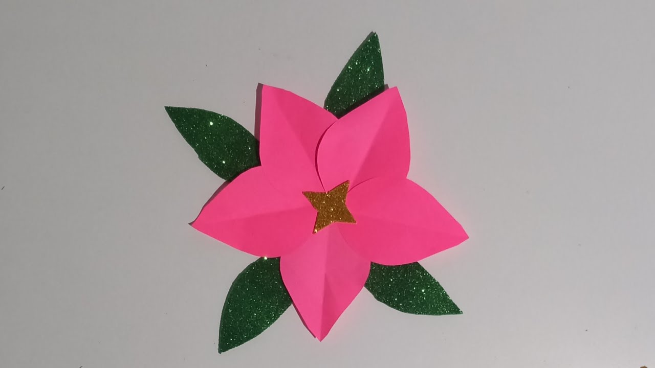 Kağıttan şık çiçekler yapmak gerçekten harika. 