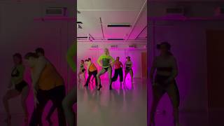 EDM Baddies High Heels Dance Class!