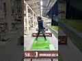 後ろが気になる‼️🤣🤣🤣☝️