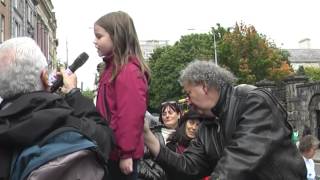 Molly Malone sung by Frank Harte&#39;s granddaughter, Siobhán.