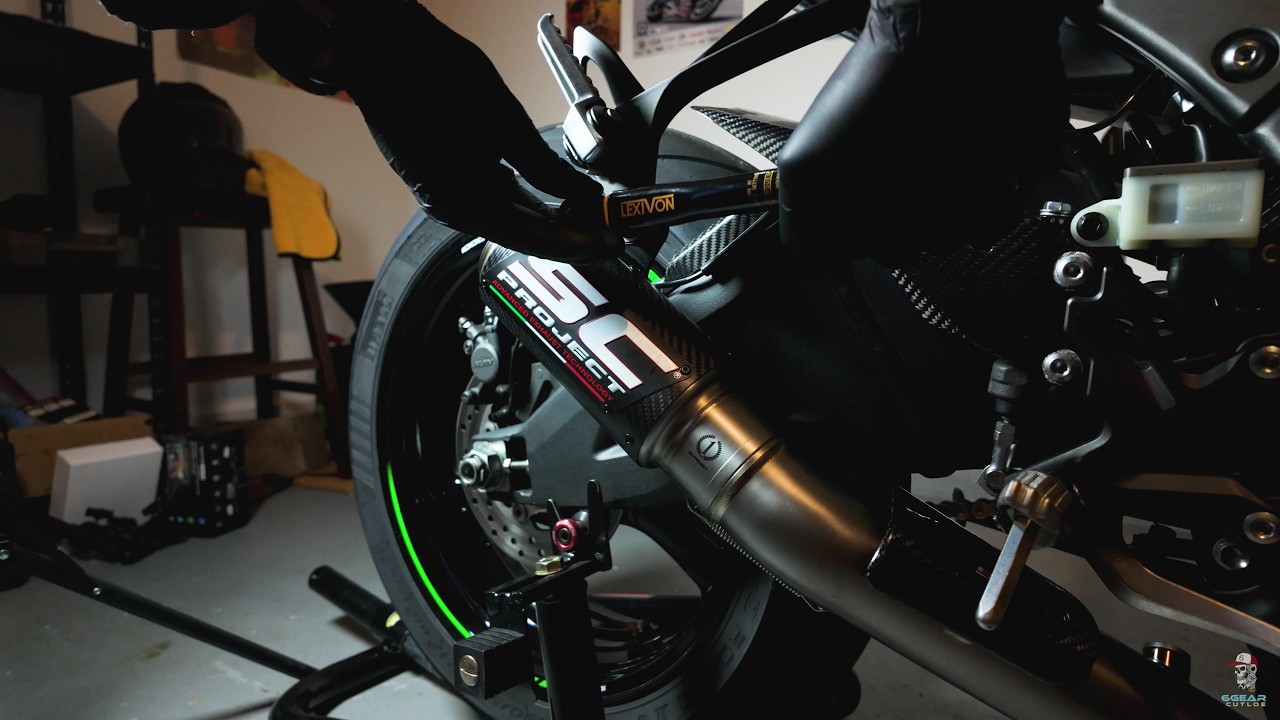 Switched from M4 to SC Project | ZX-10R Install - YouTube